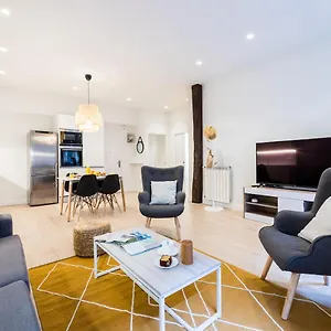 Apartment Arrasate By Sweet Ss, San Sebastian